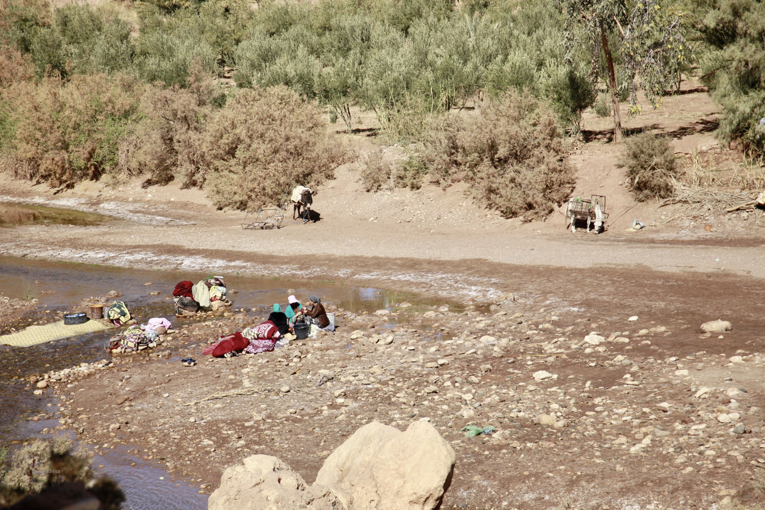 Vista del río que sustenta Ait Ben Hadu.