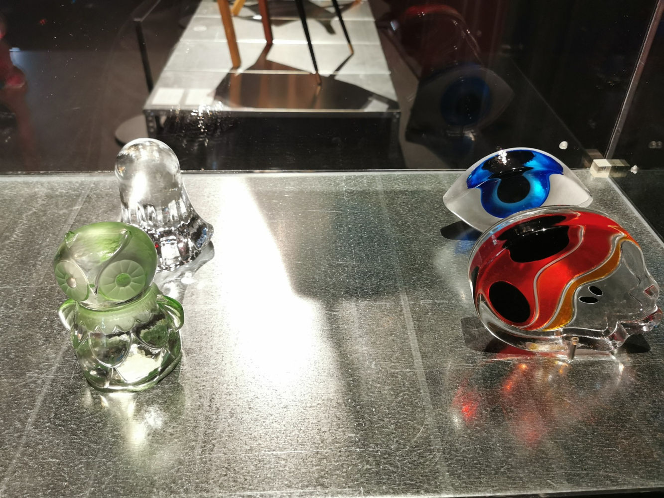 Piezas expuestas en la muestra '100 objetos de IKEA que nos hubiera gustado tener en VINÇON'.