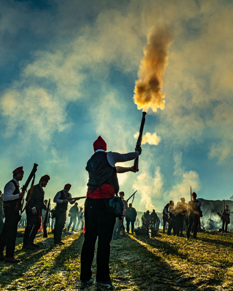 Primer plano de un trabucaire en la Festa del Pi.