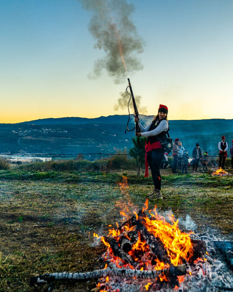 La tradición del fuego en la Festa del Pi.