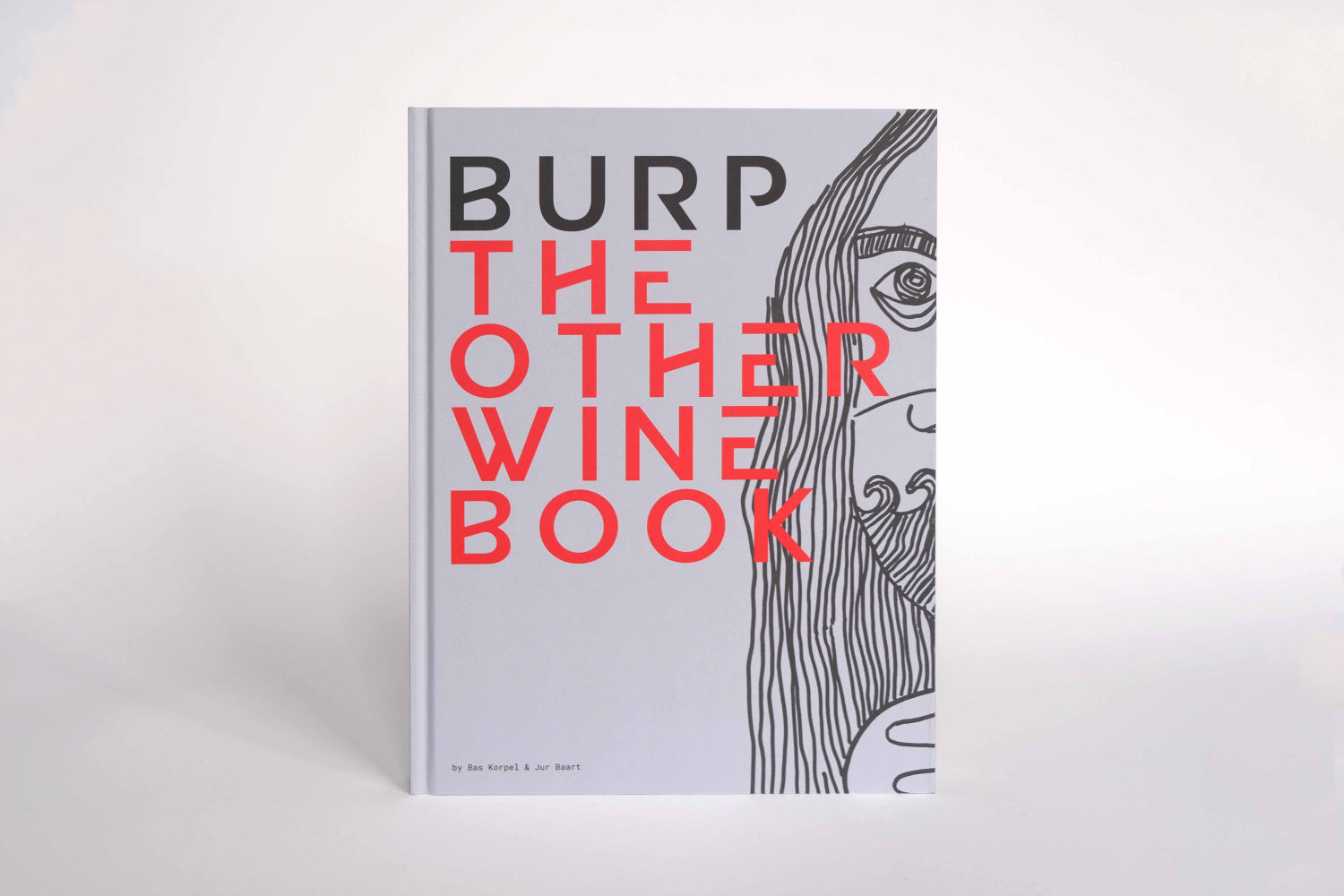 Bas Korpel y Jur Baart. Fotos de Danny Griffioen. Un libro que se centra en el diseño y las historias detrás de las etiquetas