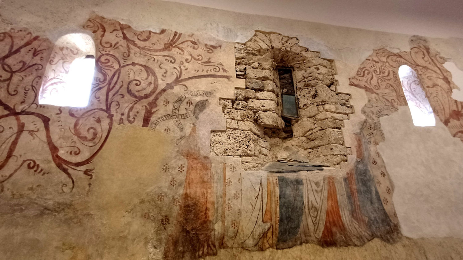 Pinturas del interior de Sant Climent de Pal.