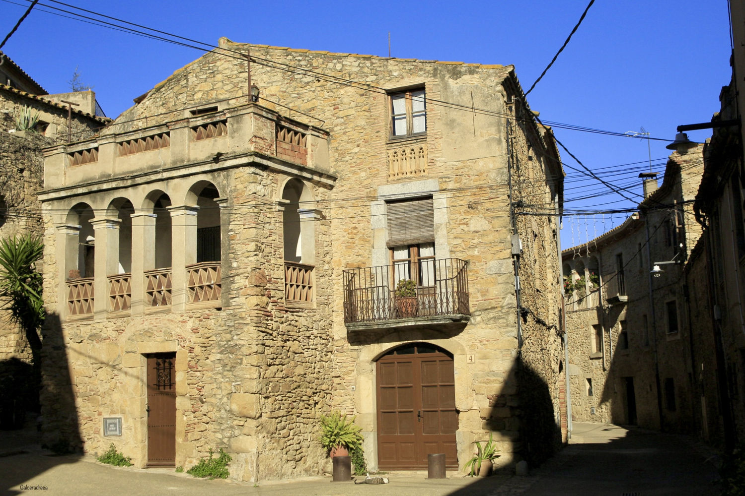 Casa señorial en Palau-sator.