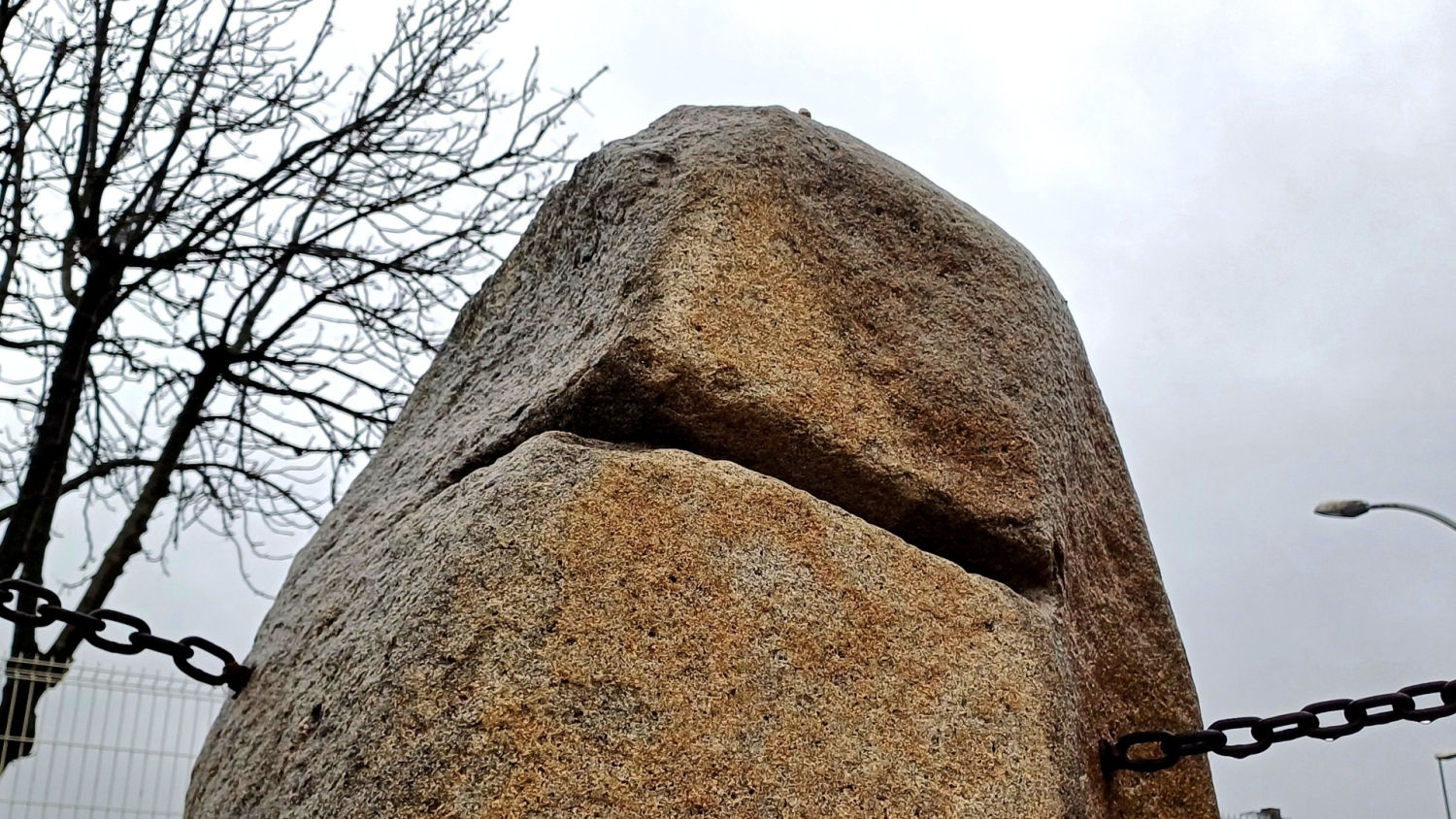 Detalle del corte en la Pedra del Diable.