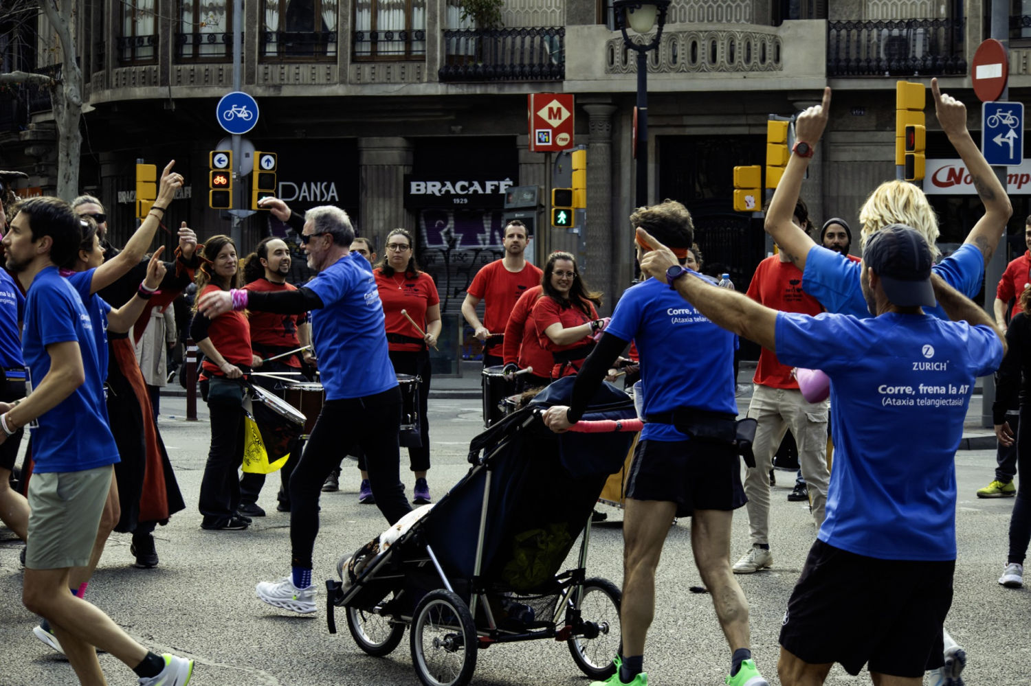Alegría en la carrera.