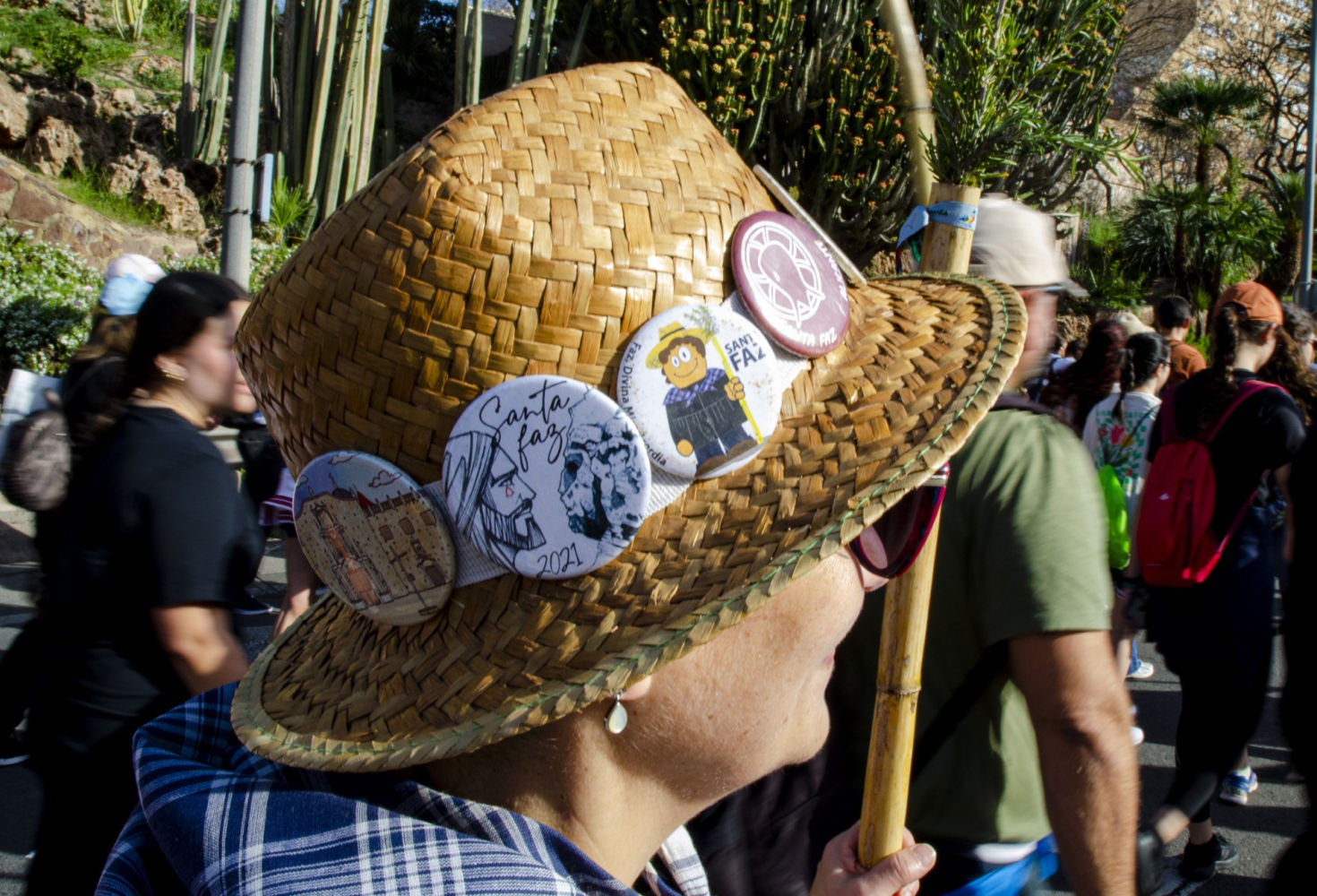 Detalles en el gorro de la romería de Santa Faz.