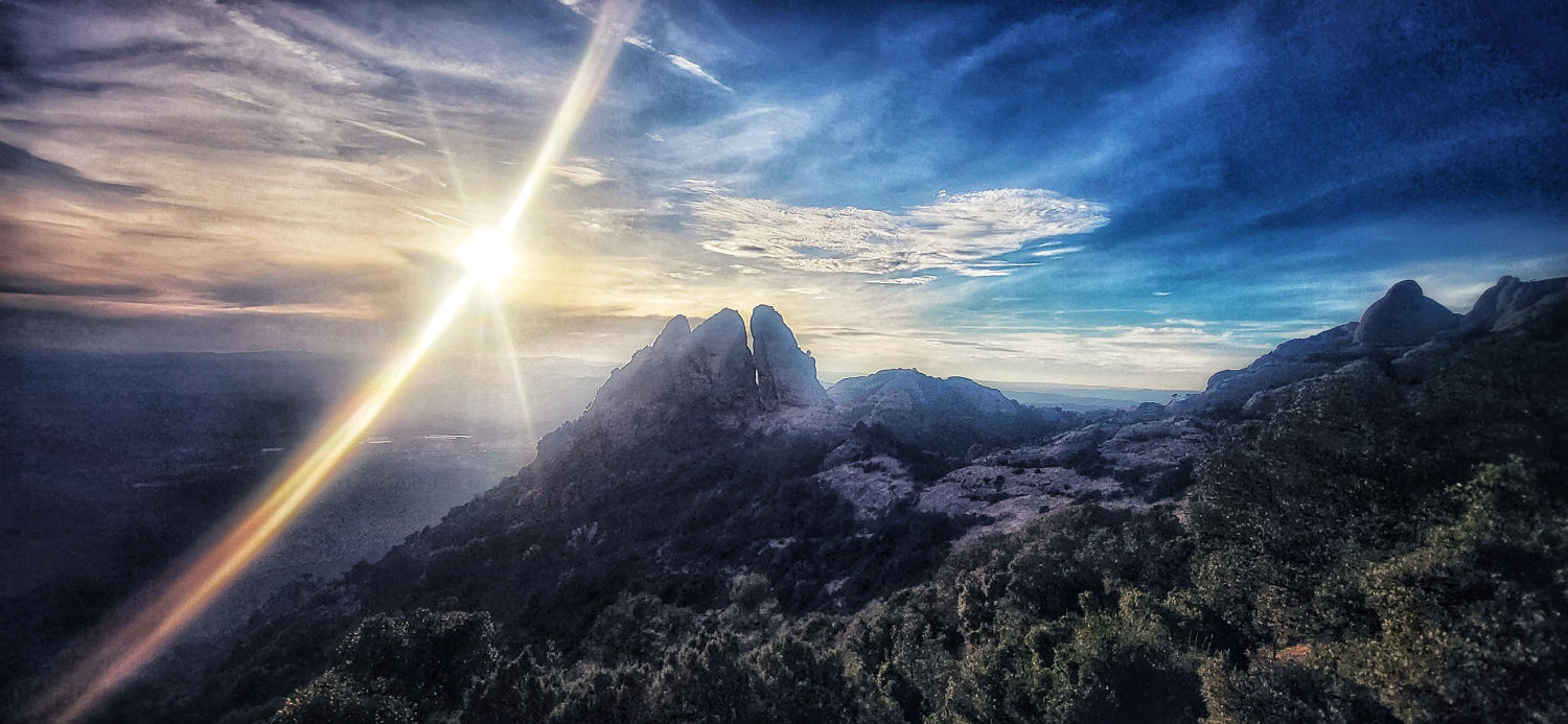 Destello de luz en Montserrat.