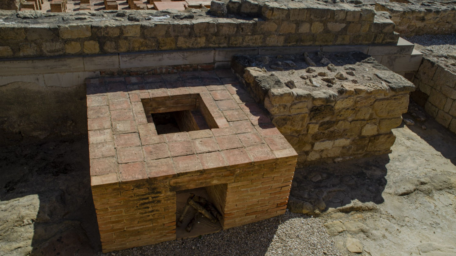 Elementos del Tossal de Manises.