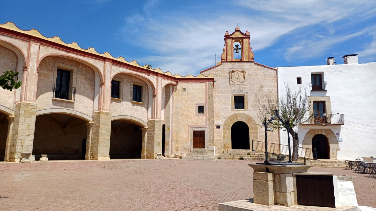 Fachada exterior del Santuario de la Misericordia.