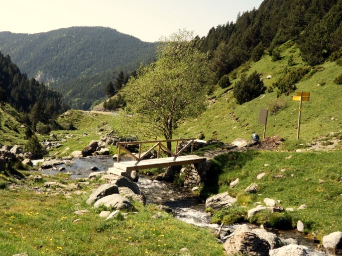 Puente de la ruta de la Font de l'Home Mort.