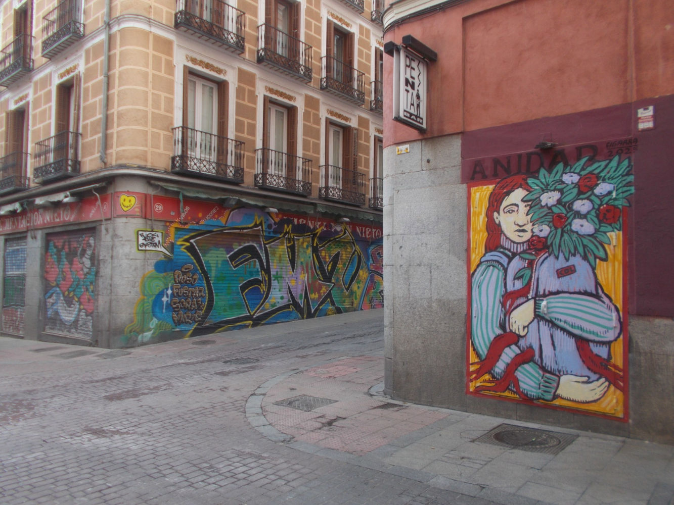 Un grafiti en cada esquina.