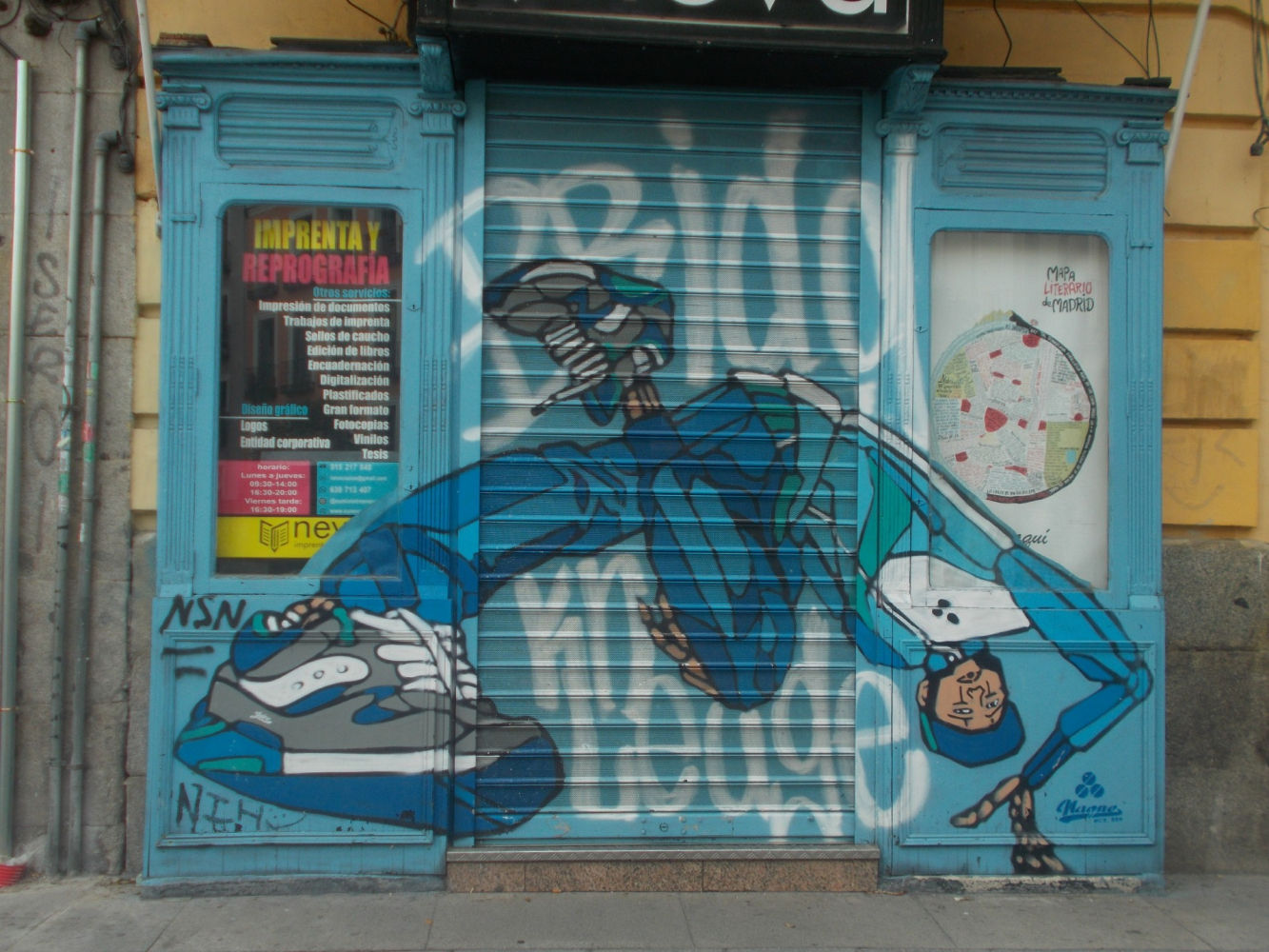 El grafiti se adapta a las superficies.