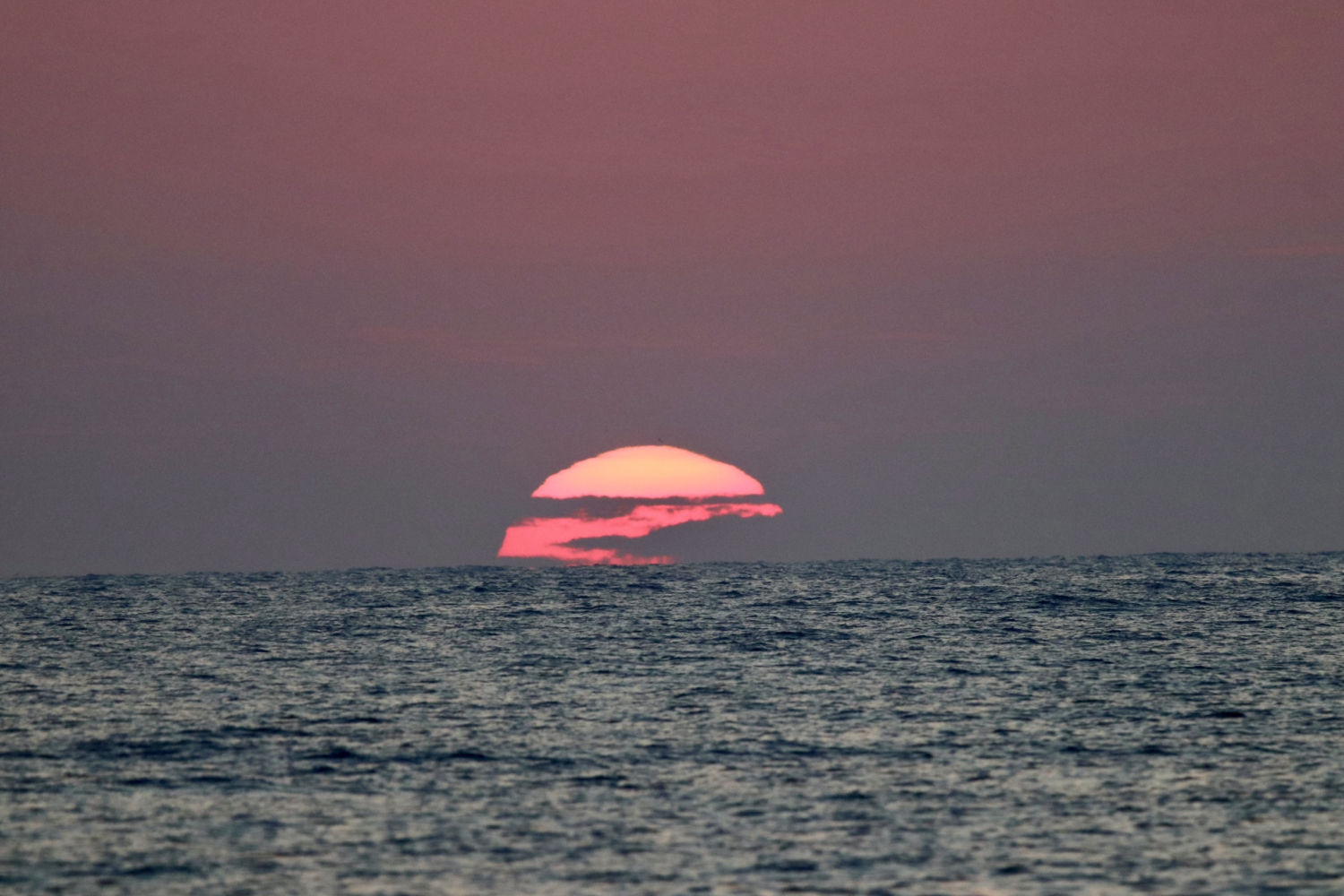 El sol roto visto desde Pals.