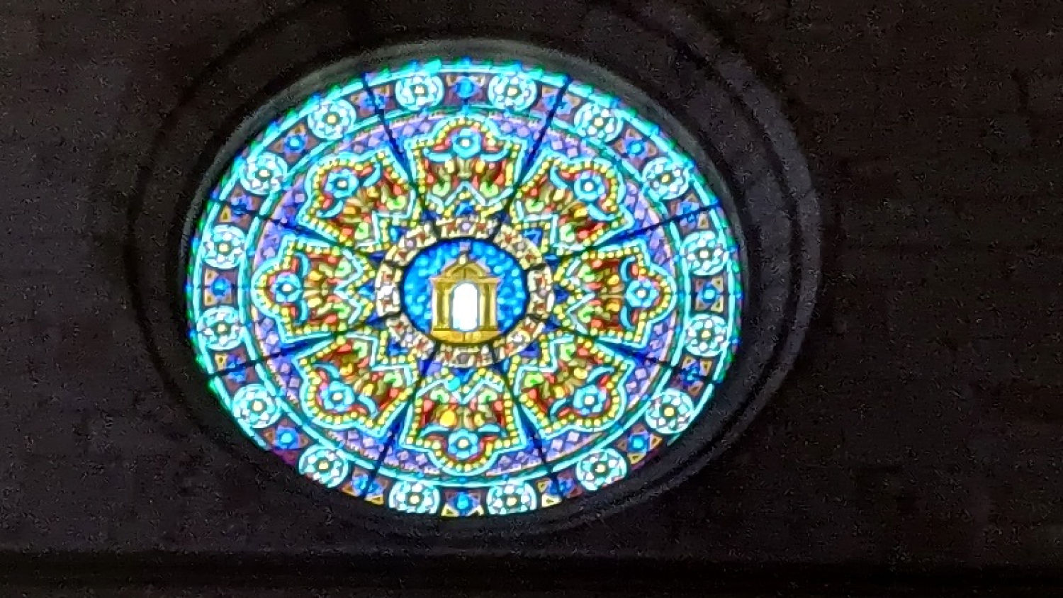 Rosetón de la iglesia de Santa María la Major en Montblanc.