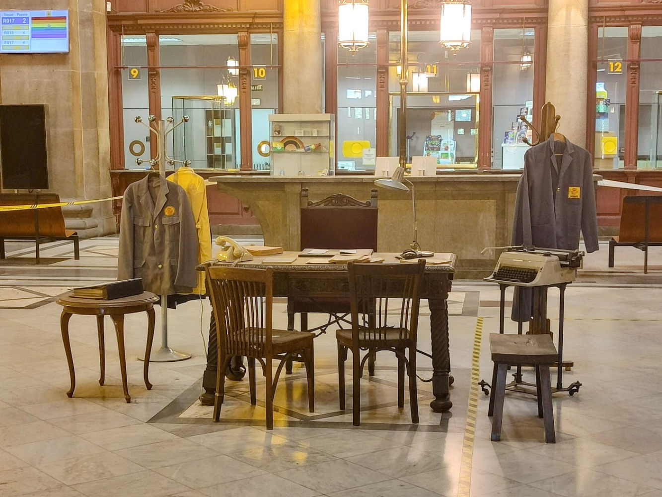 Material museístico en Correos y Telégrafos.