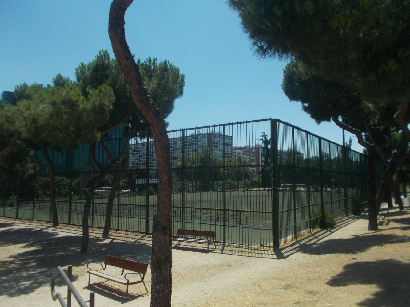 Campo de fútbol en el parque Breogán.