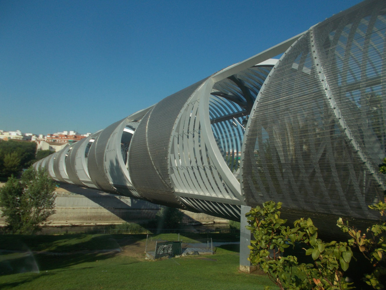La arquitectura del Puente de Perrault.