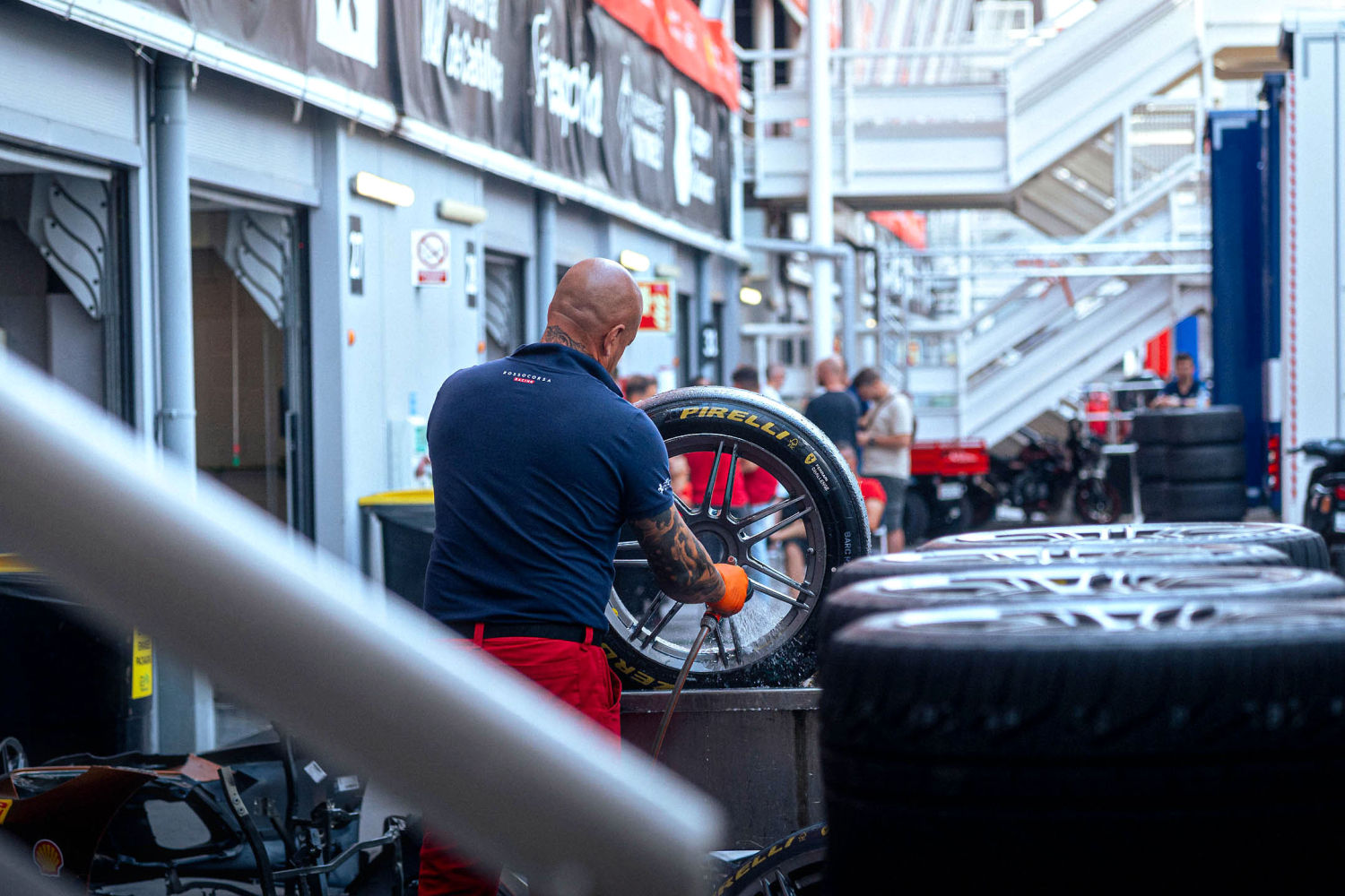 Neumáticos a punto para el Ferrari Challenge Europe.