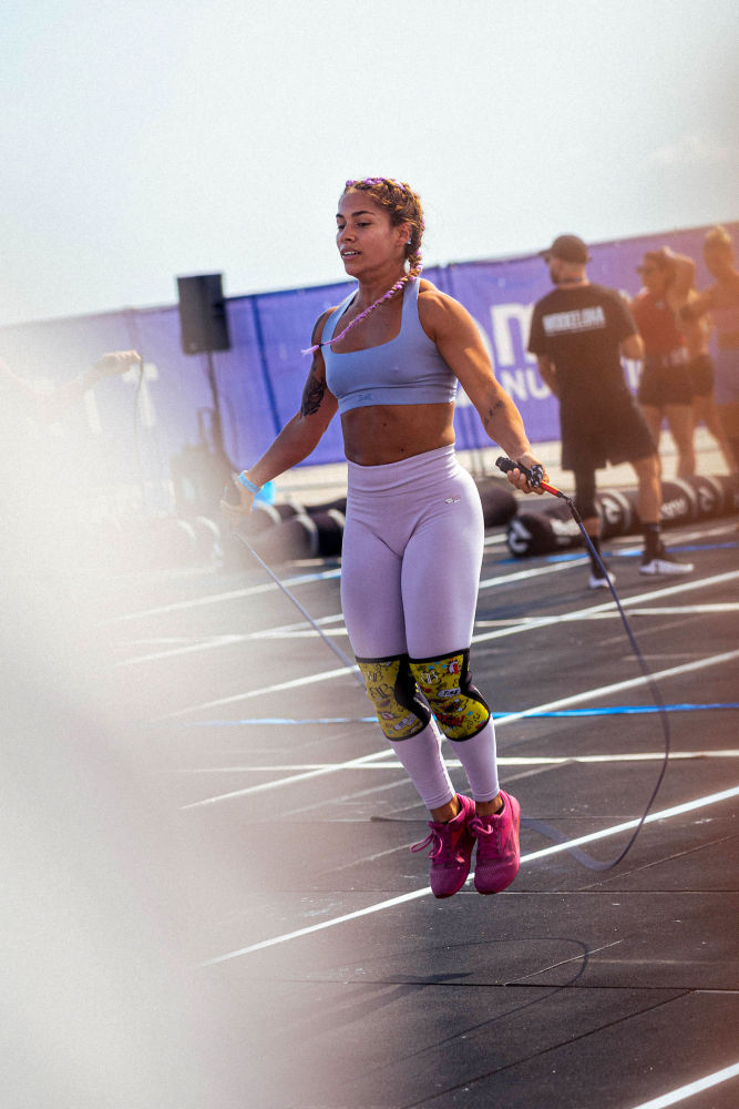 Saltando a la cuerda.