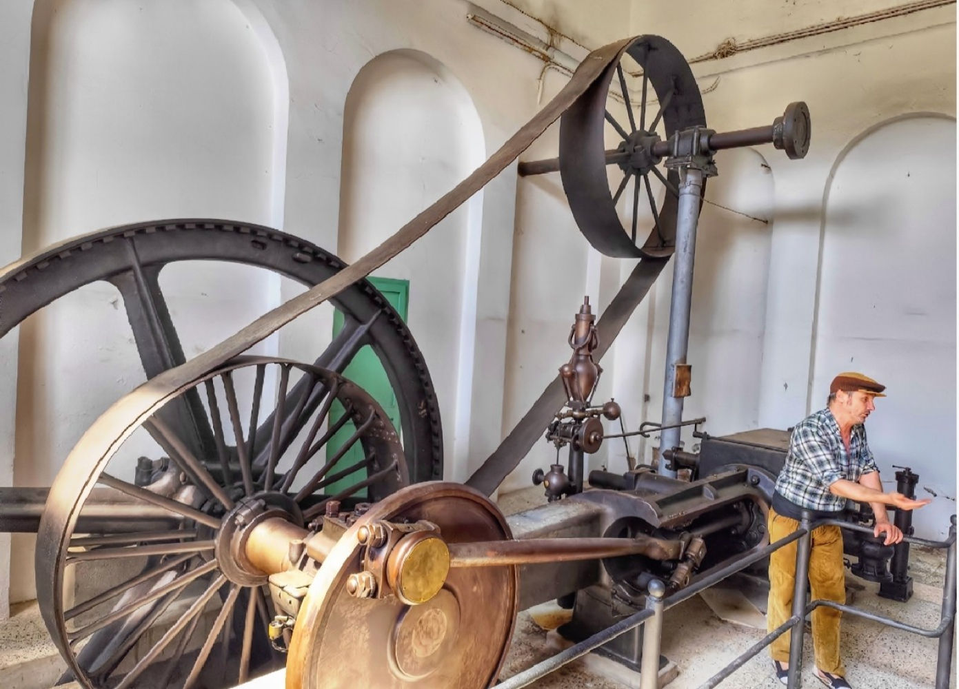 Maquinaria en la Colònia Vidal.