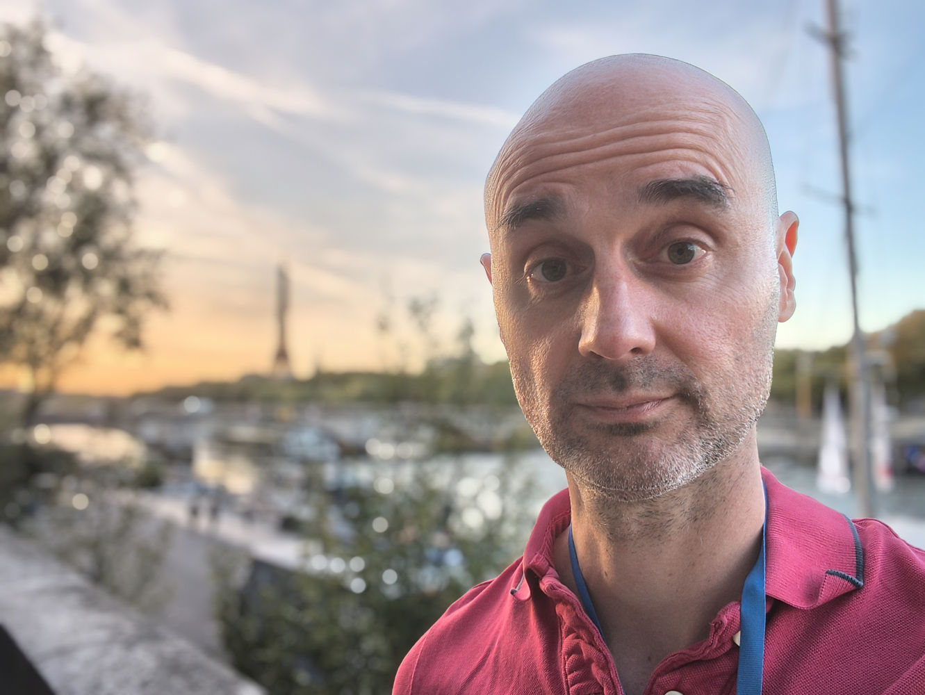 Probando el selfie en modo retrato, en París.