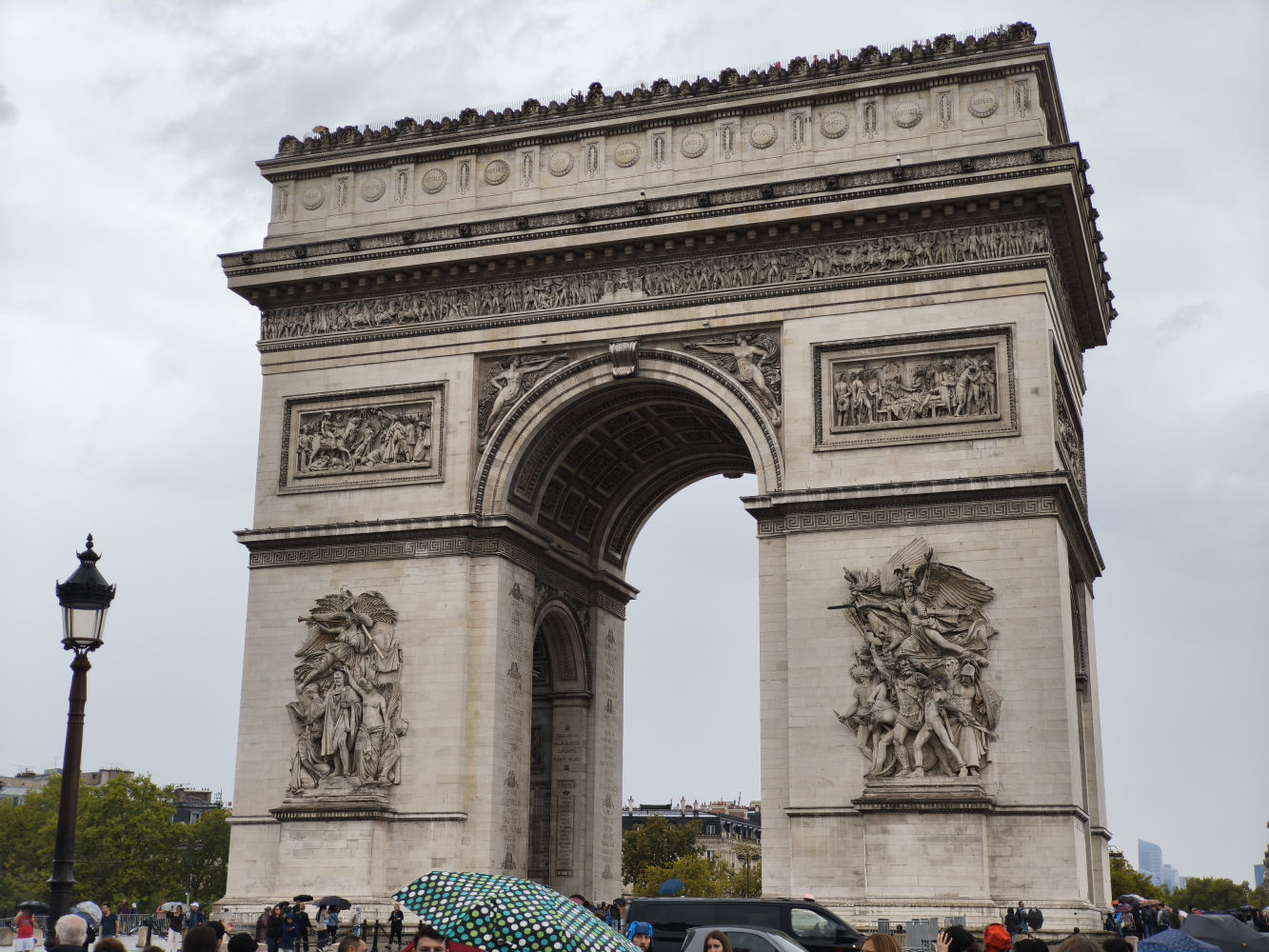 El Arco del Triunfo (2x).