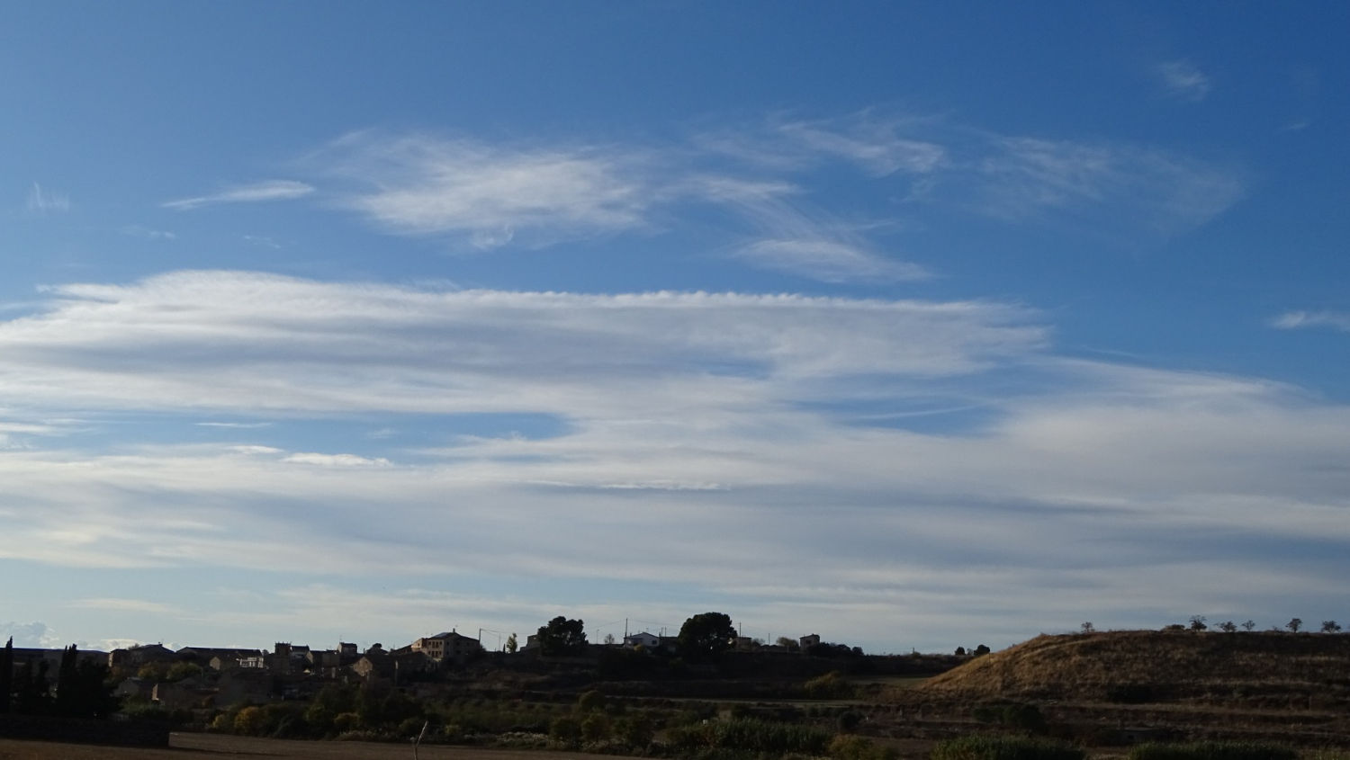 Disfrutando del cielo del Urgell.
