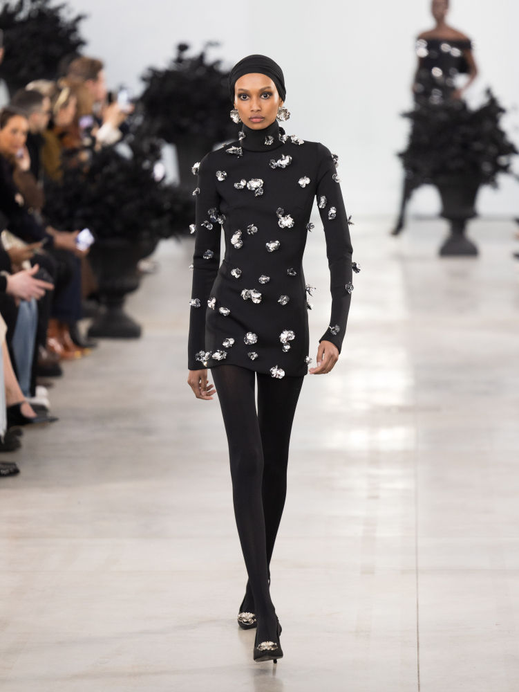 PARIS, FRANCE - MARCH 2: (EDITORIAL USE ONLY - For Non-Editorial use please seek approval from Fashion House) A model walks the runway during the Vivienne Tam Womenswear Fall/Winter 2024-2025 show as part of Paris Fashion Week on March 2, 2024 in Paris, France. (Photo by Estrop/Getty Images)