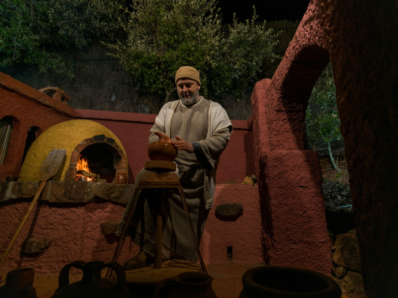 Artesanía en el pesebre viviente de Corbera.