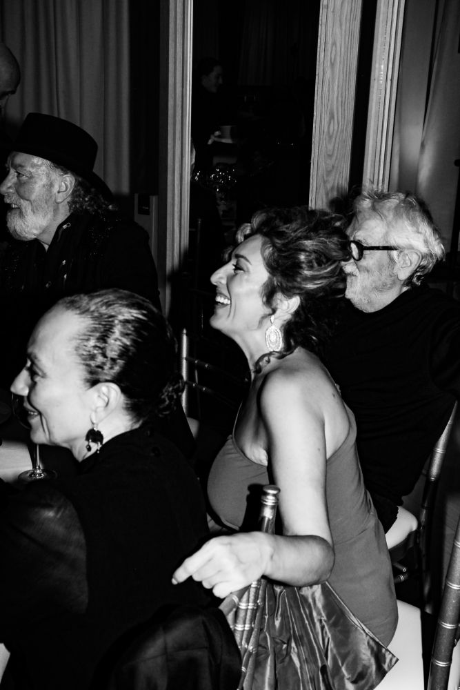 Estrella Morente en un momento divertido de la gala