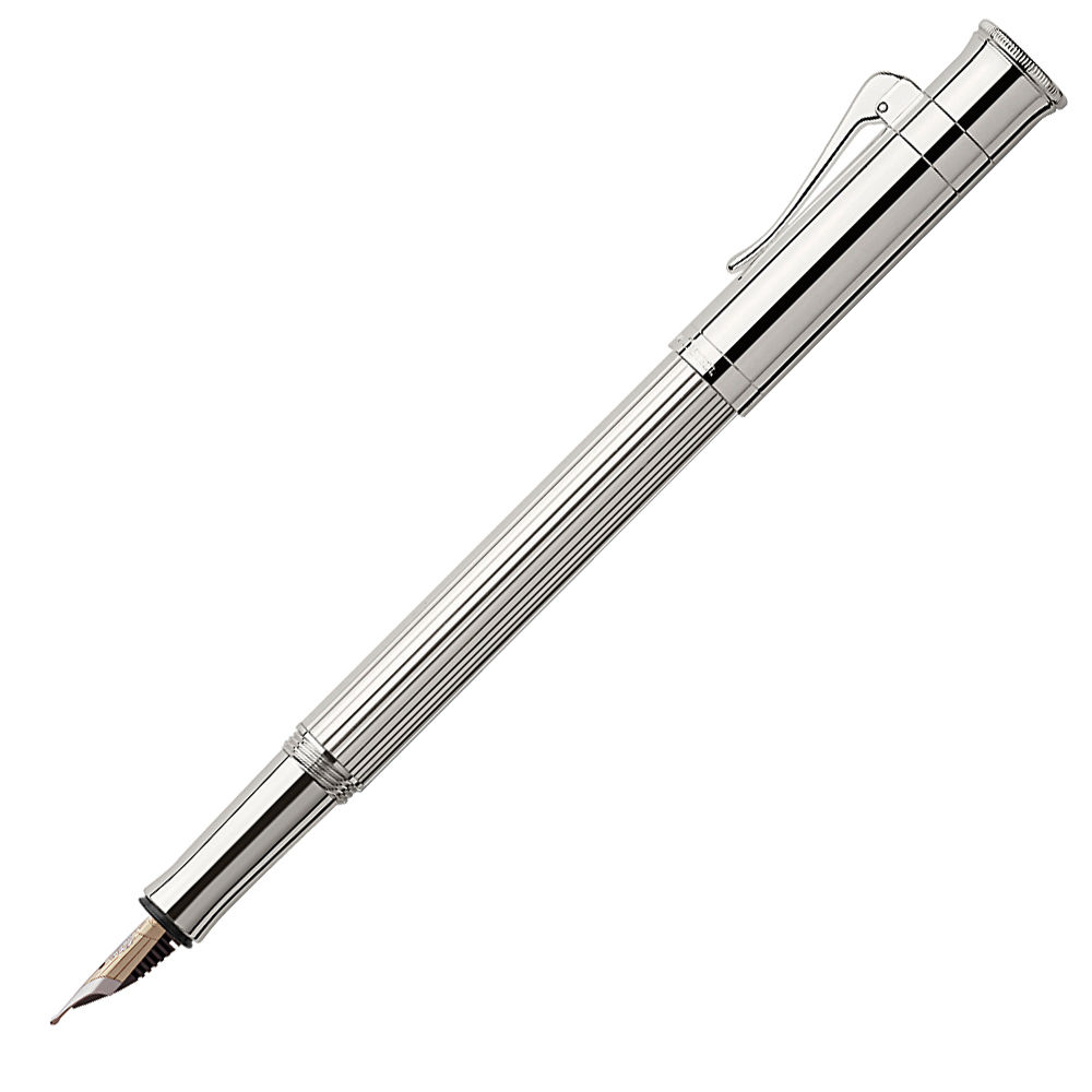 Punta de platino. Para no perder el placer de escribir, la estilográfica clásica Graf von Faber- Castell chapada en platino