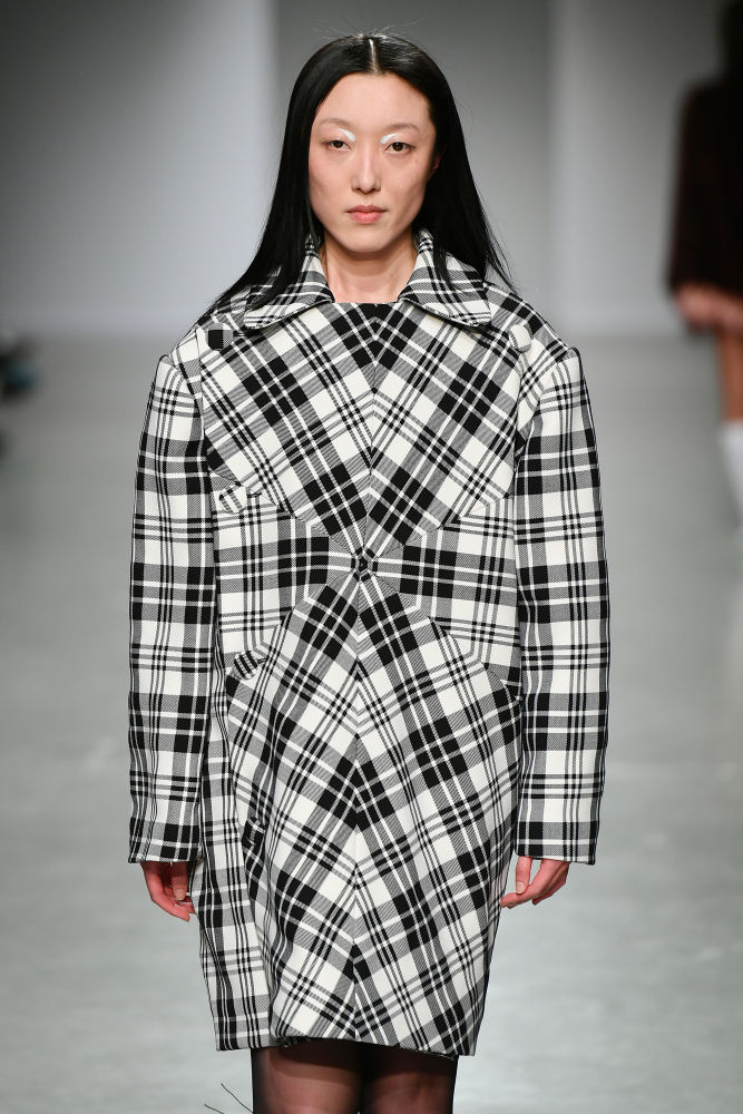 PARIS, FRANCE - MARCH 04: (EDITORIAL USE ONLY - For Non-Editorial use please seek approval from Fashion House) A model walks the runway during the Maitrepierre Womenswear Fall/Winter 2025-2026 show as part of Paris Fashion Week at Palais De Tokyo on March 04, 2025 in Paris, France. (Photo by Dominique Charriau/WireImage)