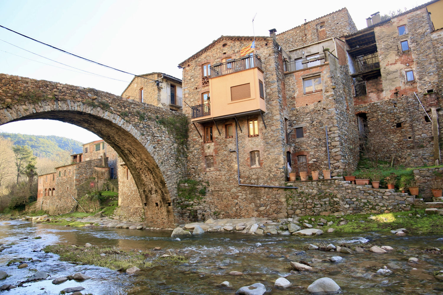 Vista de Osor, en La Selva