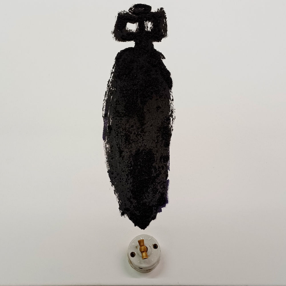 Pieza denuncia de Toni Fàbregas.