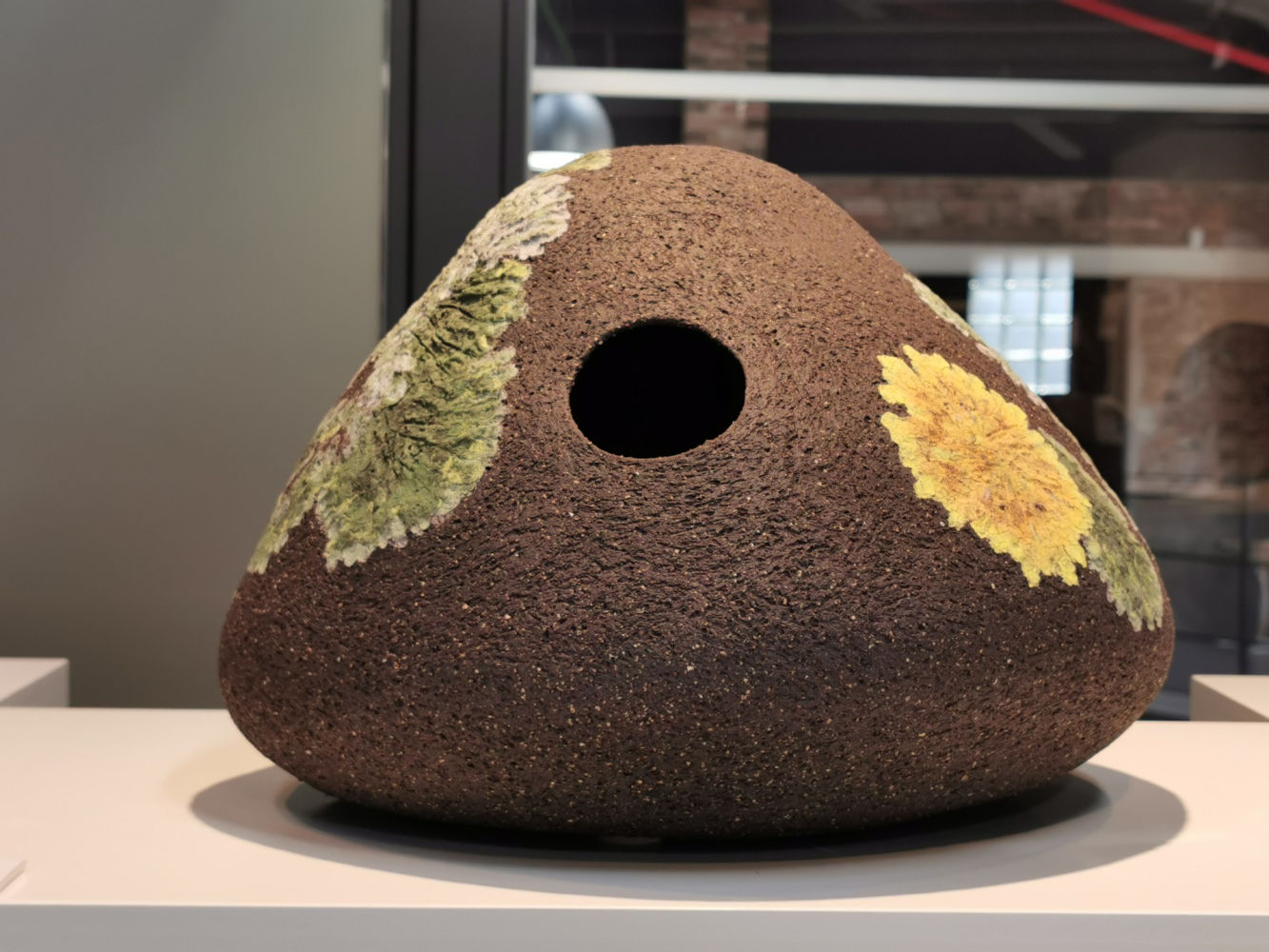 Pieza trabajada por la artista Silvia Alsina.