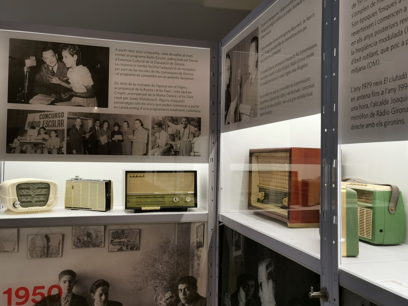 Exposición sobre la radio, en el Museu d'Història de Girona.