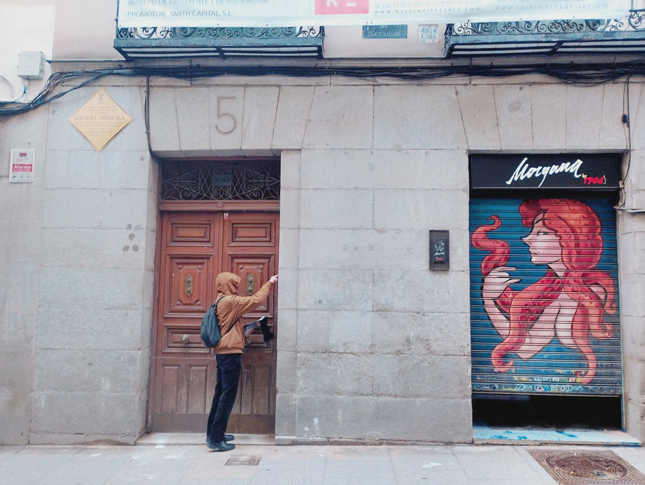 En el número 5 de la calle Libertad nació el escritor Miguel Mihura.