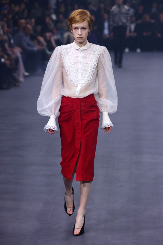 PARIS, FRANCE - OCTOBER 5: (EDITORIAL USE ONLY - For Non-Editorial use please seek approval from Fashion House) A model walks the runway during the  Celine Womenswear Spring/Summer 2026 show as part of Paris Fashion Week on October 5, 2025 in Paris, France.  (Photo by Estrop/Getty Images)