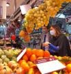 Carlos Mazón con María José Catalá en el Mercado Central de València