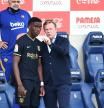 Koeman charlando con Ilaix Moriba