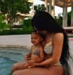 Kylie Jenner y Stormi en su casa de Los Ángeles