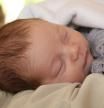 ¿Es posible dormir a un recién nacido en unos segundos?