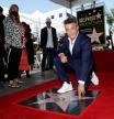Alejandro Sanz posa con su estrella