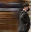 El portavoz parlamentario de ERC, Gabriel Rufián, en una sesión plenaria en el Congreso de los Diputados, a 10 de noviembre de 2021, en Madrid, (España). Durante el pleno, el presidente del Gobierno va a informar sobre la Cumbre UE-Balcanes Occidentales celebrada el 6 de octubre y del Consejo Europeo de los días 21 y 22 de octubre de 2021. Asimismo, la entrada en vigor de la reforma del impuesto de plusvalía municipal y la propuesta del PP para suprimir de los Presupuestos Generales del Estado subidas de impuestos y cotizaciones también ocupan un espacio en esta sesión, marcada por ser la primera desde el mes de junio donde el presidente del Gobierno ha realizado un debate monográfico.#{emoji}13; 10 NOVIEMBRE 2021;CUMBRE;CONGRESO;PLENO;SESION PLENARIA#{emoji}13; Eduardo Parra / Europa Press#{emoji}13; 10/11/2021