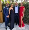 Eva Longoria junto a varios amigos en la boda de Brooklyn Beckham y Nicola Peltz