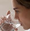 LV_Por qué no debes beber dos litros de agua al día