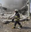 Una planta industrial en Járkiv, ayer tras sufrir el impacto de misiles lanzados desde Bélgorod, en territorio de Rusia