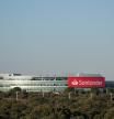 La sede de Banco Santander SA antes de la conferencia de prensa de resultados de todo el año en Boadilla del Monte, España