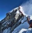 Colas en el Everest, en el 2019