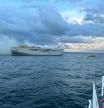 Un coche eléctrico, posible origen del incendio mortal en un barco cargado con 3.000 vehículos